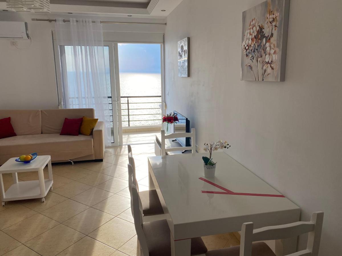 Apartment With Huge Sea View Balcony Saranda Dış mekan fotoğraf