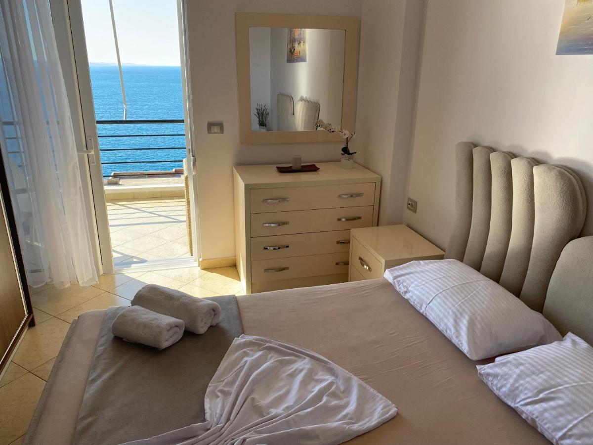 Apartment With Huge Sea View Balcony Saranda Dış mekan fotoğraf
